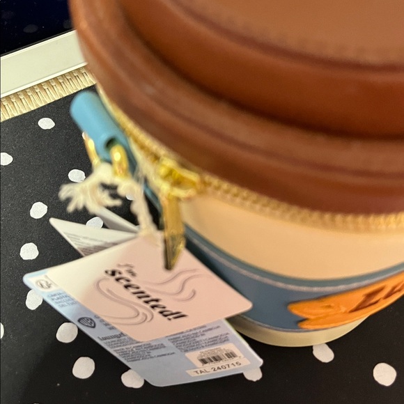 Gilmore Girls Luke's Diner To-Go Coffee Cup Figural Crossbody Bag - Picture 5 of 16